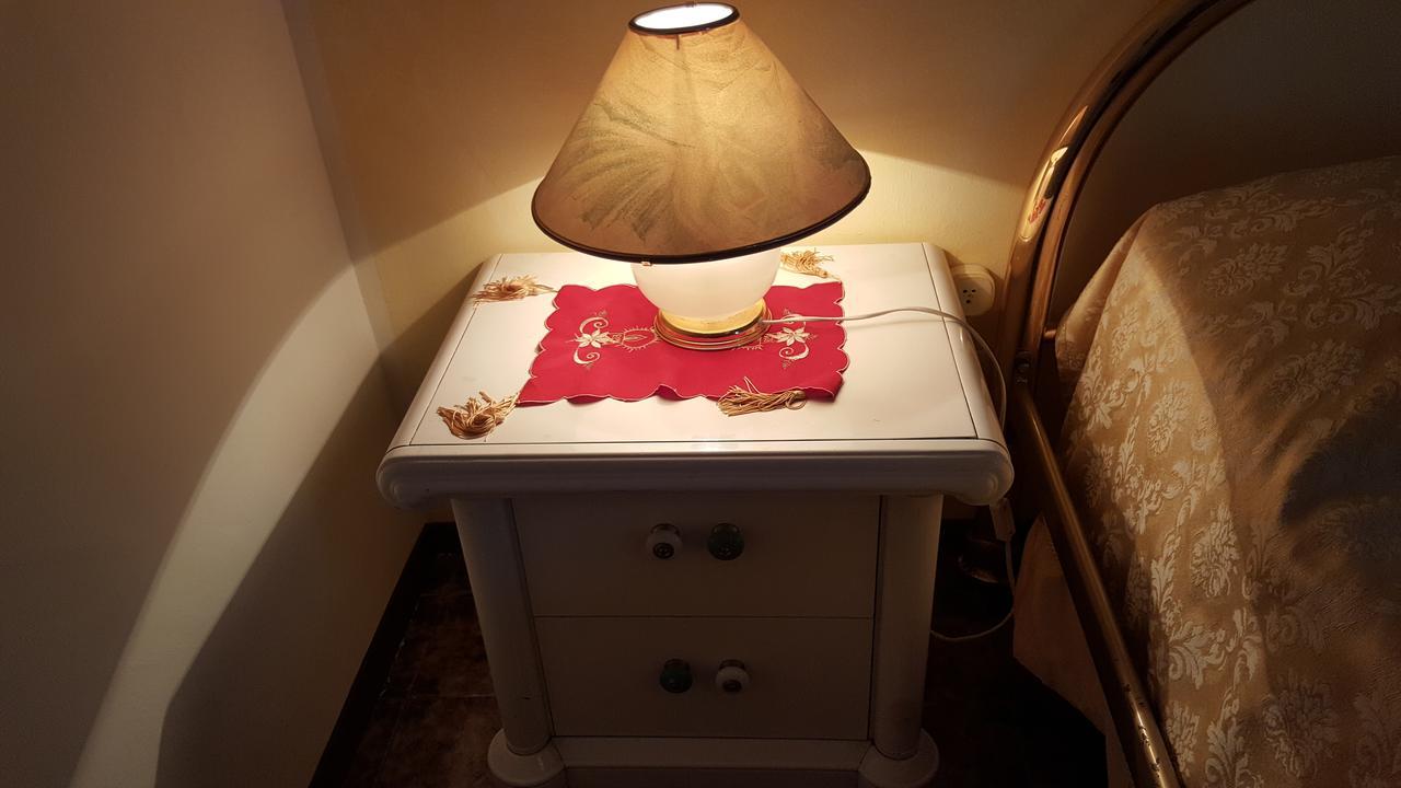 B&B United States Of Europe คาตาเนีย ภายนอก รูปภาพ